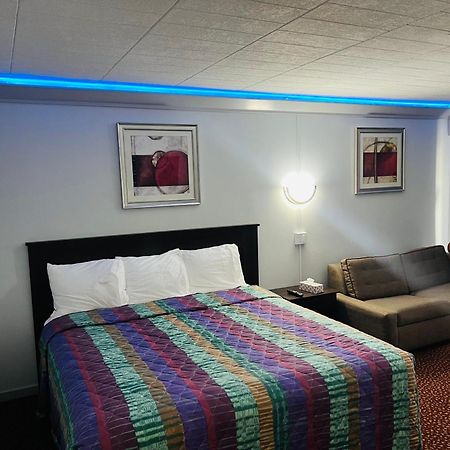 Lively Inn And Suites - Sudbury Naughton Exterior foto