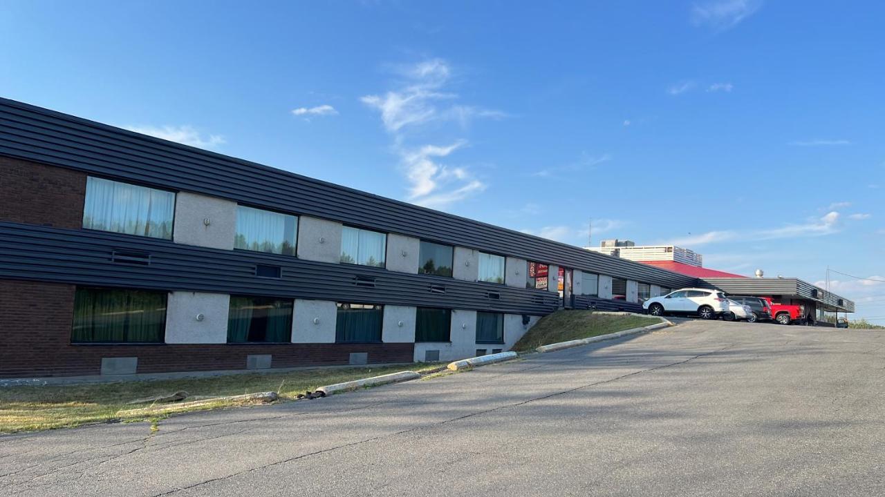 Lively Inn And Suites - Sudbury Naughton Exterior foto